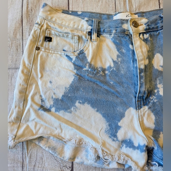KanCan Estilo Shorts Size 13/30 Bleach Dyed Raw Hem Hi-Rise Jean Shorts Grunge - Picture 2 of 9
